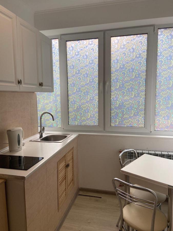 Apartment Mala Zhytomyrska 16 เคียฟ ภายนอก รูปภาพ