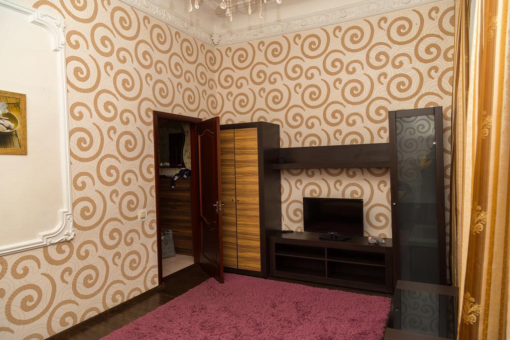 Apartment Mala Zhytomyrska 16 เคียฟ ภายนอก รูปภาพ